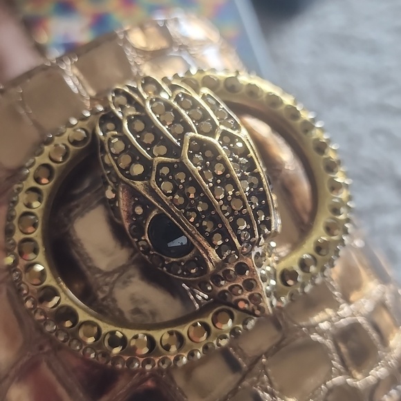 Kurt Geiger Gold Croc-Texture Slide Mules with Embellished Medallion.  New - Picture 11 of 15